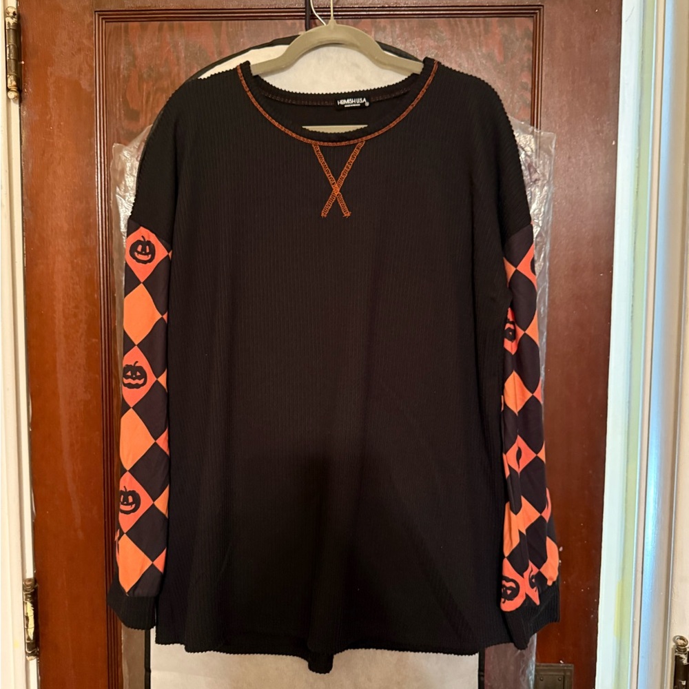 HEIMISH USA Black and Orange Halloween Top